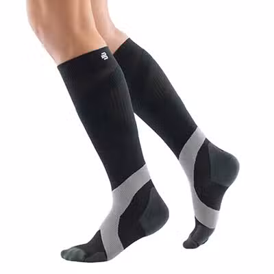 Bauerfeind-Compression-Sock-Training-Svart-Grå_400x400_vit.jpg Bauerfeind Compression Sock Training 20-30mmHG klass 2